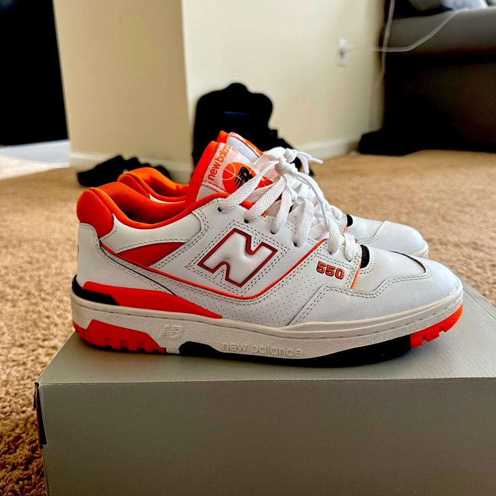 New Balance 550 “Syracuse” Size 9 White/Orange/Black